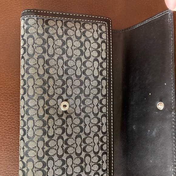 Authentic Coach Monogram Black wallet - Picture 3 of 13
